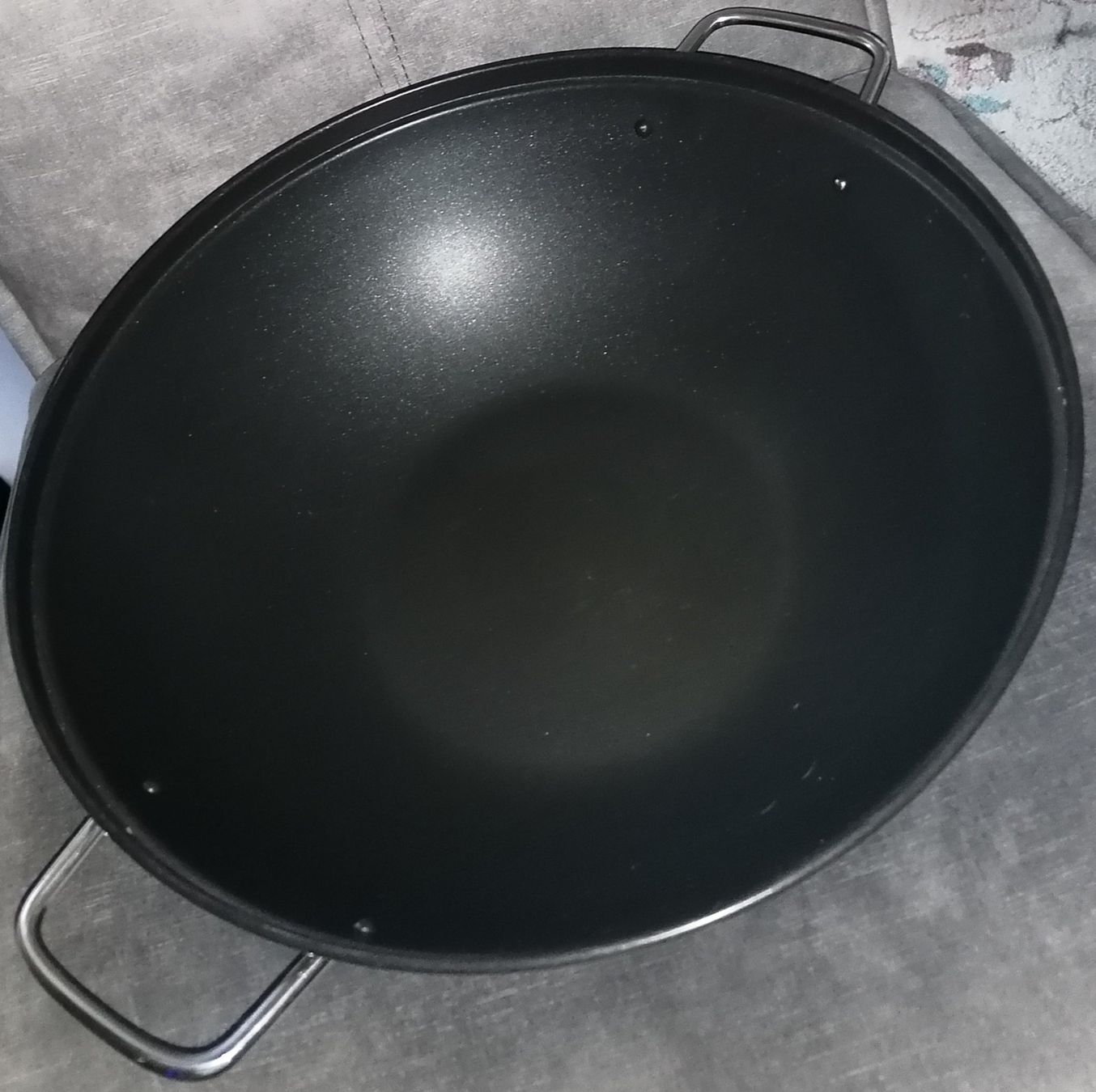 Pfannen: WOK d'Ernesto – Gebraucht aus Corcelles-près-Payerne von RxOne_Krs 1