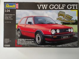 VW Golf II GTI, Bausatz von Revell 1/24, Fabrikneu