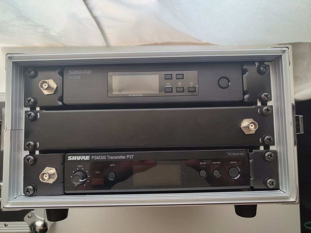 Shure Wireless Mic und Wireless InEar System im 9.5