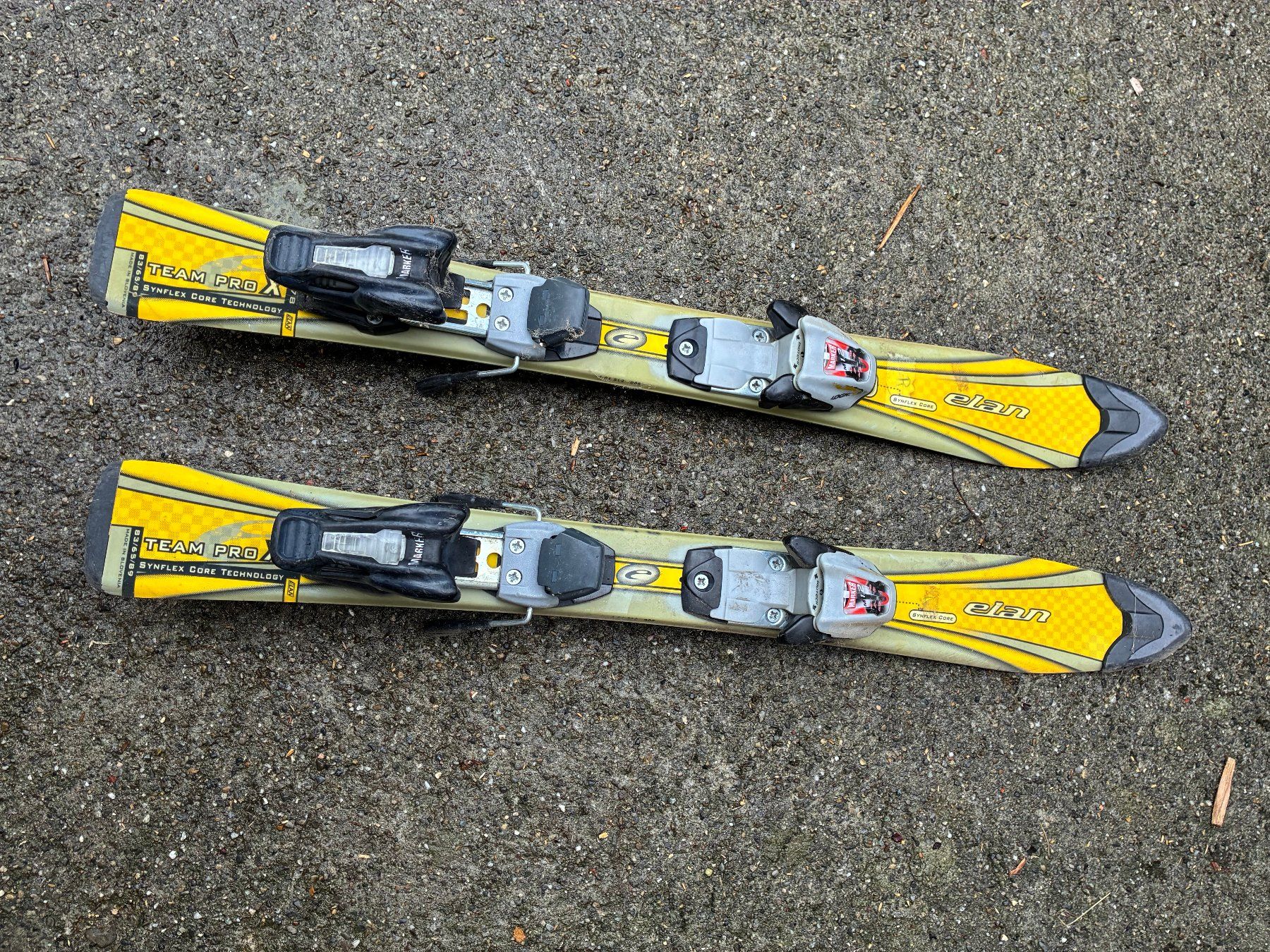 Skis: Kinderski Elan – Gebraucht aus Samstagern von HB8833