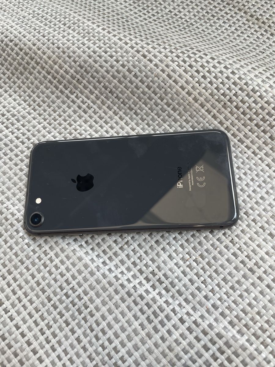 Apple Handys / Smartphones: Iphone 8 64 GB – Gebraucht aus Kölliken von Michi180 2