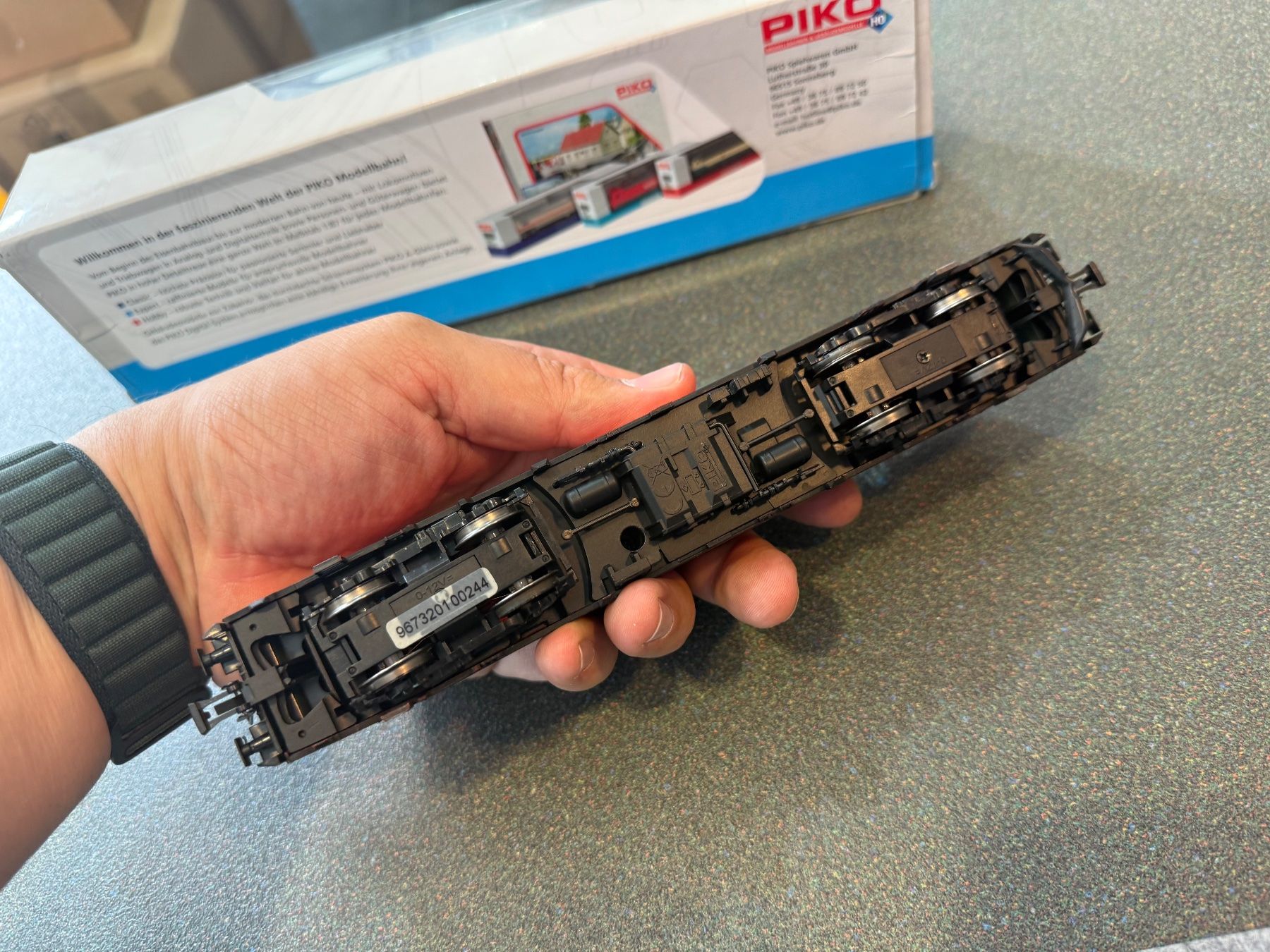 Modellini di ferrovie: Piko Expert H0 96732 Crossaril – Usato da Chiasso venduto da Carrara-Modellismo 4