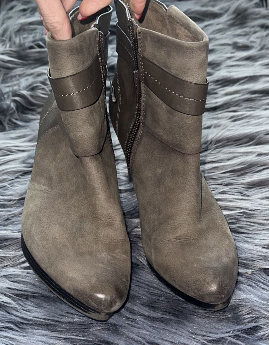 Chaussures femmes: BATA STIEFELETTEN GR. 39 Leder – D'occasion à Unteraegeri par MH203 4