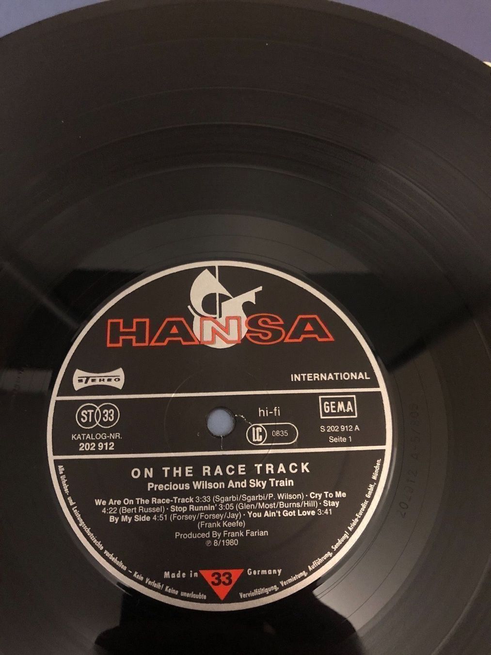Schallplatten: Precious Wilson - On The Race Track LP mit Autogramm – Gebraucht aus Schübelbach von Klabauterli 4