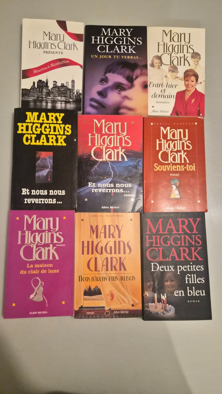 Libri: 9 livres de Mary Higgins Clark – Usato da Jouxtens-Mézery venduto da ger_hpd5
