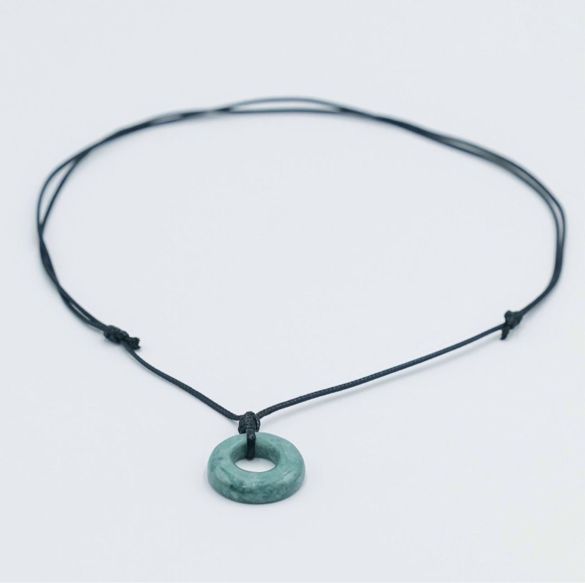 Ciondoli: Pi-Scheibe/Donut aus Jade – Nuovo e nell'imballaggio originale da Ruggell venduto da JadeShop 1