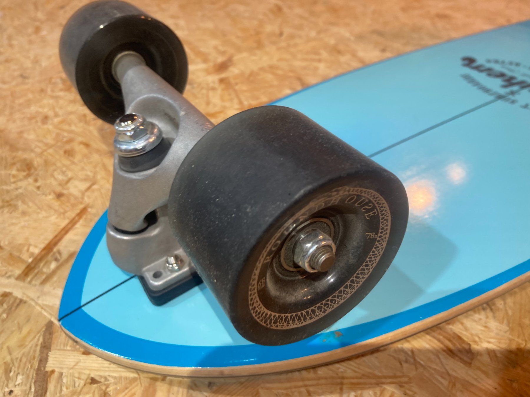 Skateboards: Skateboard / Curfboard / Fishboard – Usato da Alterswil FR venduto da Blackfisk 3
