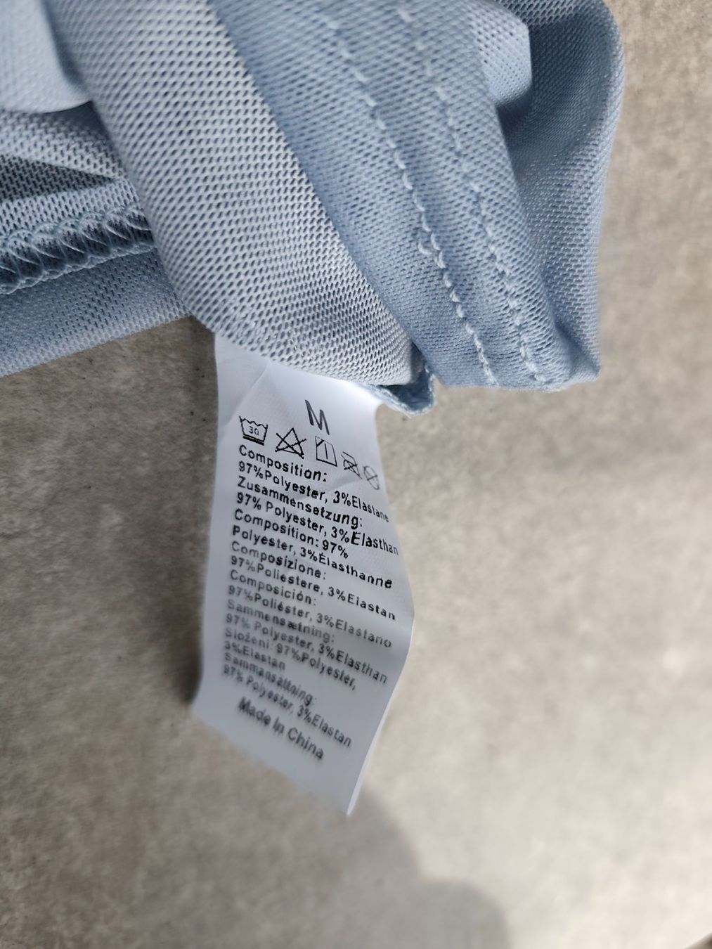 T-shirt: T-Shirt hellblau Blumenmuster Grösse M neu – Nuovo e nell'imballaggio originale da Eschenbach LU venduto da Orchi 1