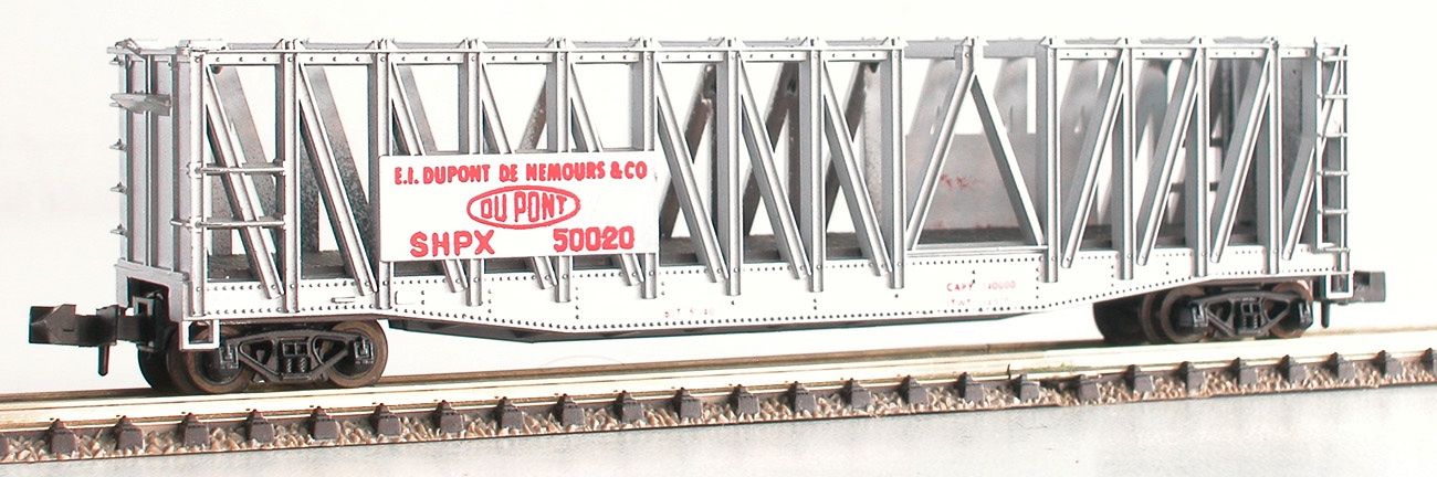 Trix Modellini di ferrovie: Minitrix Containerwagen Du Pont Spur N – Usato da Oberwil BL venduto da Klang