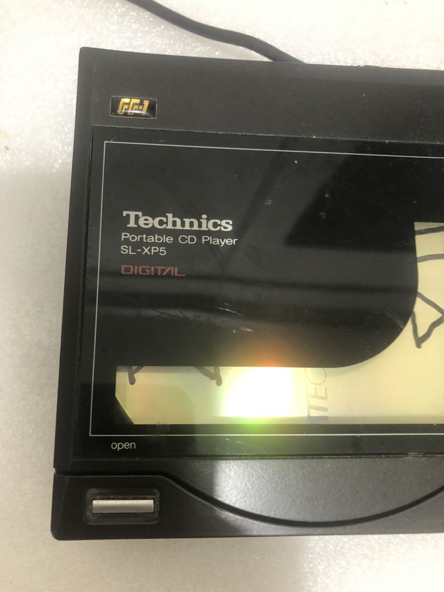 Technics Sistemi audio & multimediali: Technics SL-XP5  portable cd player  – Usato da Biel-Bienne venduto da alos07 1
