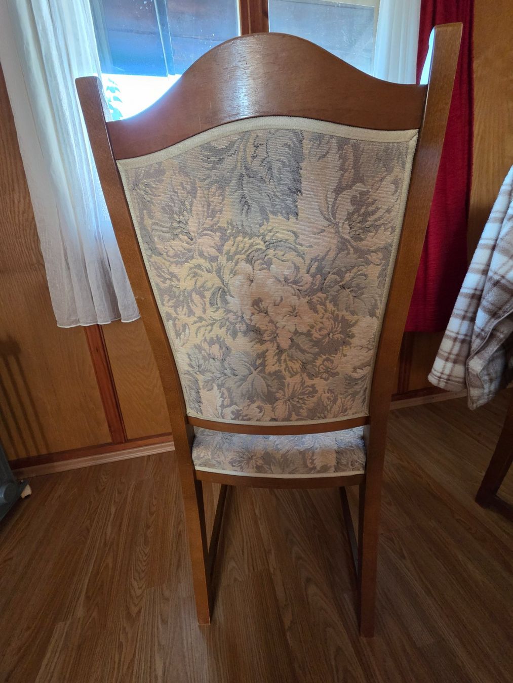 Chaises: Esszimmerstühle 4.Stück – D'occasion à Malix par ric_nh2y 1