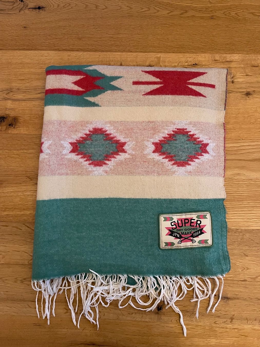 Foulards & écharpes: Schal Superdry – D'occasion à Ettingen par cla_526w