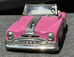 Ancienne voiture en tôle - Amar Toys Delhi