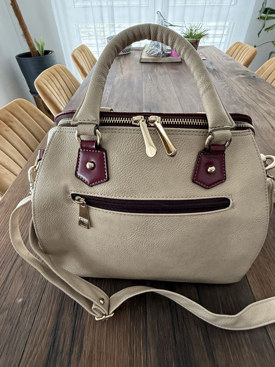 Taschen für Damen: Wunder schöne Handtasche Elegant – Gebraucht aus Pfeffikon LU von pepino17 2