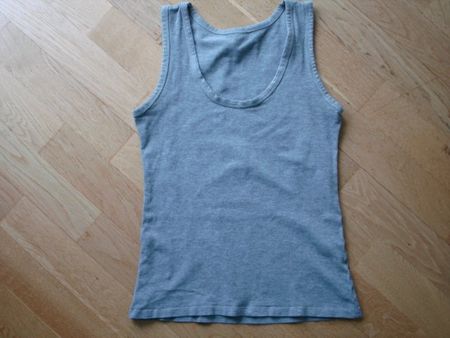 2 graue tops gr. XS-S