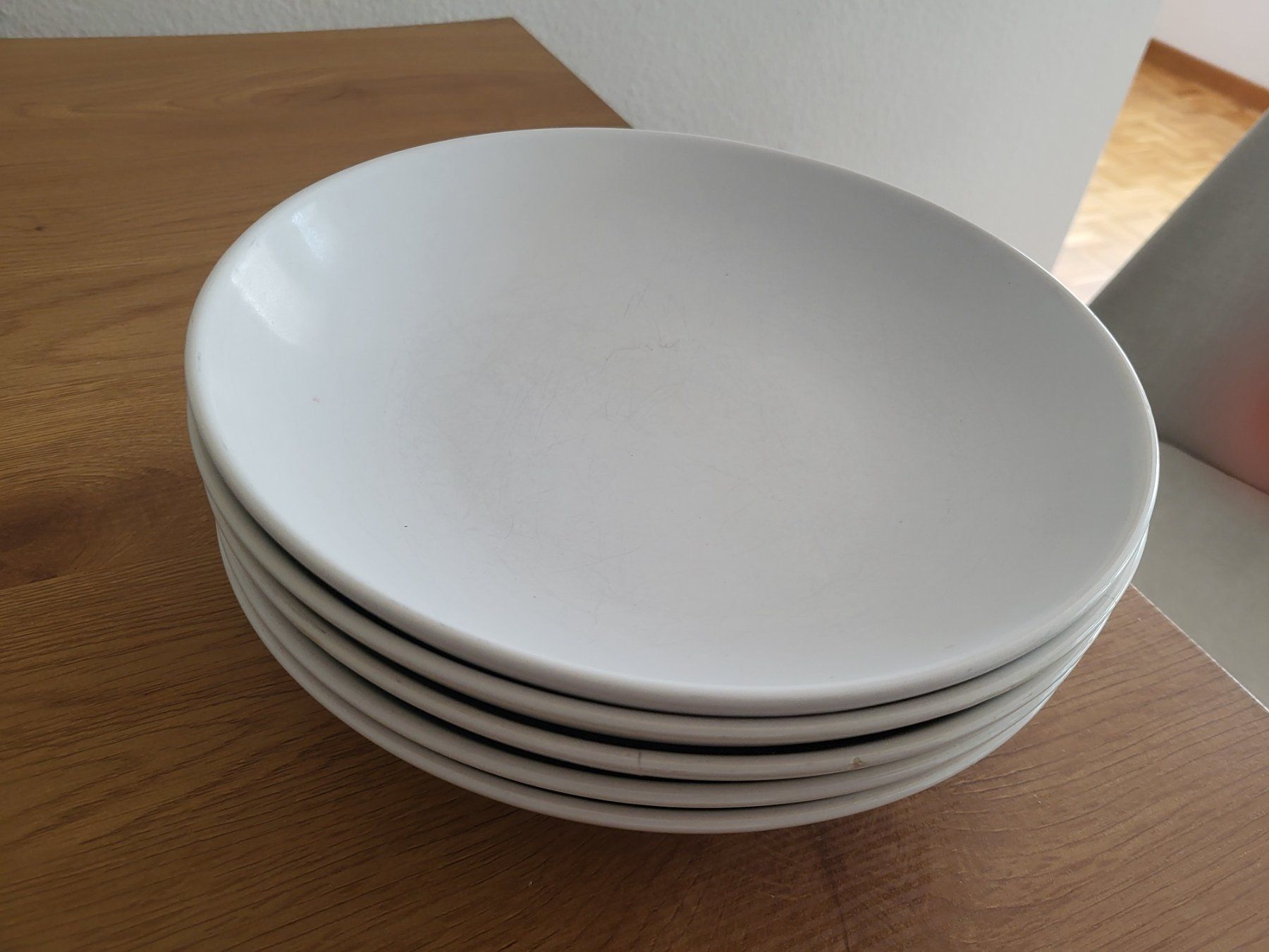 Set di piatti: Teller Set Weiss Keramik – Usato da Effretikon venduto da han_ch8p 6