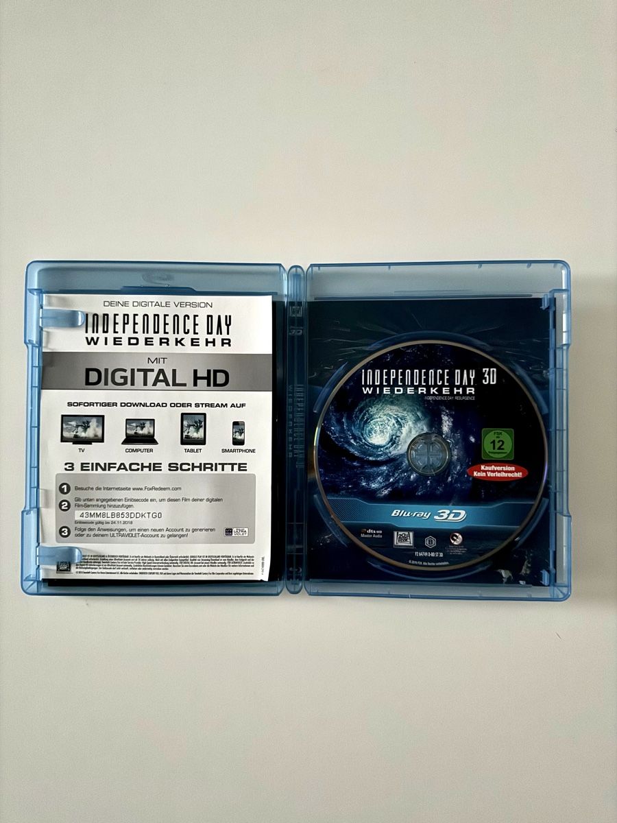Tous les DVDs: Blu-ray Dragon Wars, Godzilla, 2012,  Independence Day:  – D'occasion à Couvet par Aura_aura 4