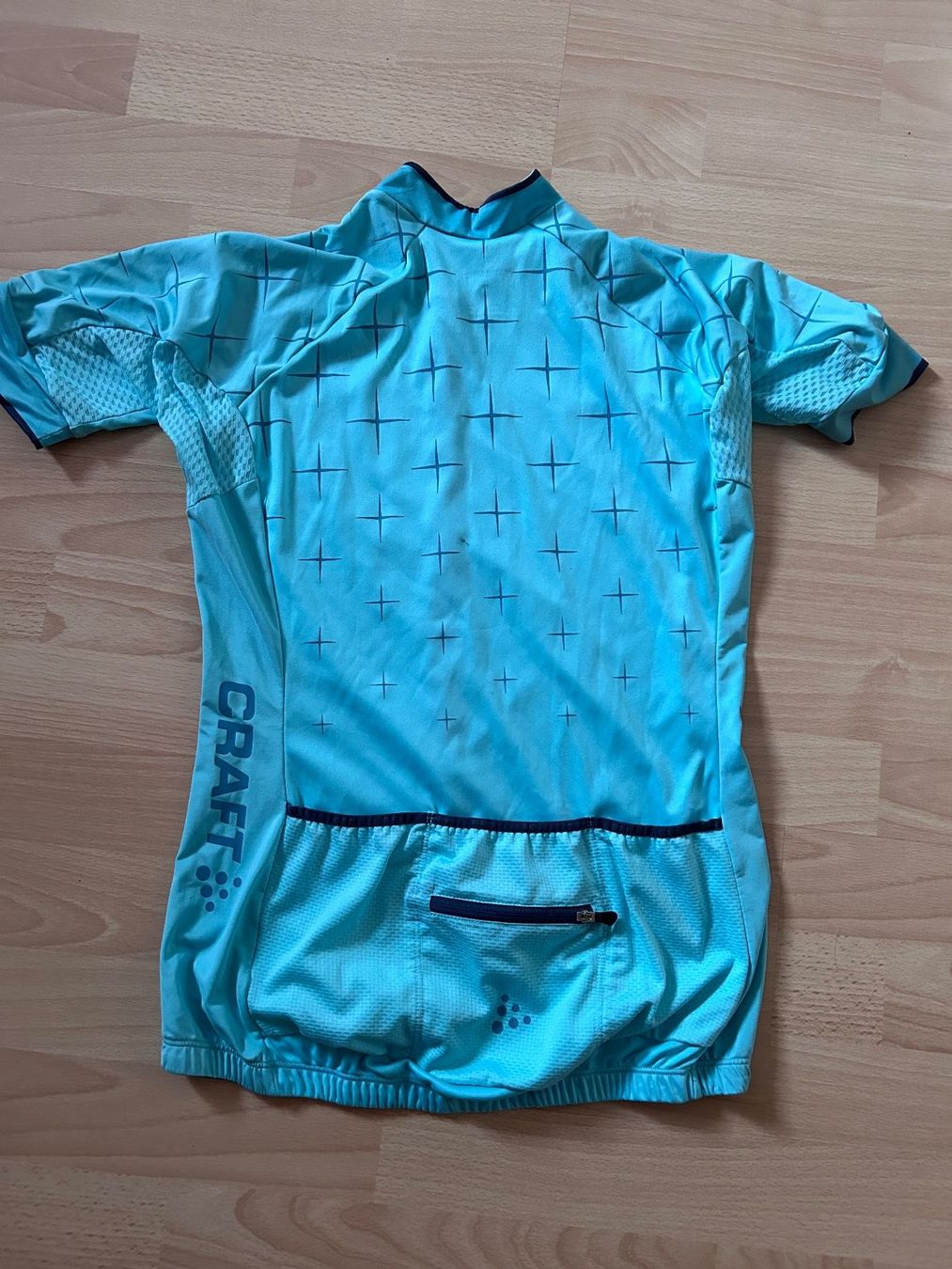 Craft Canottiere & Pantaloni: Veloshirt Craft M – Usato da Wettswil venduto da edinburgh01 2