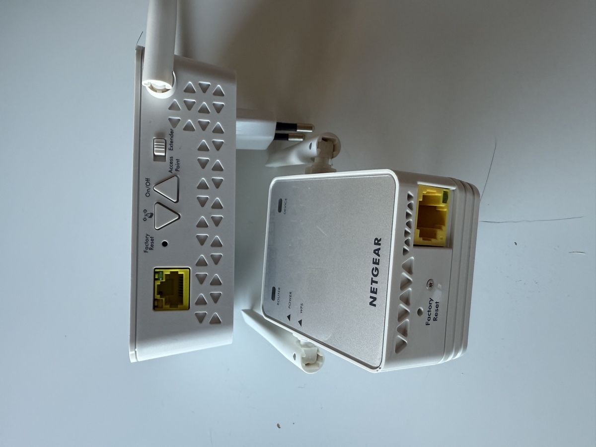Netgear Wlan: Lot de 2x Netgear WiFi Range Extender – Gebraucht aus Gland von Lucie1201 1