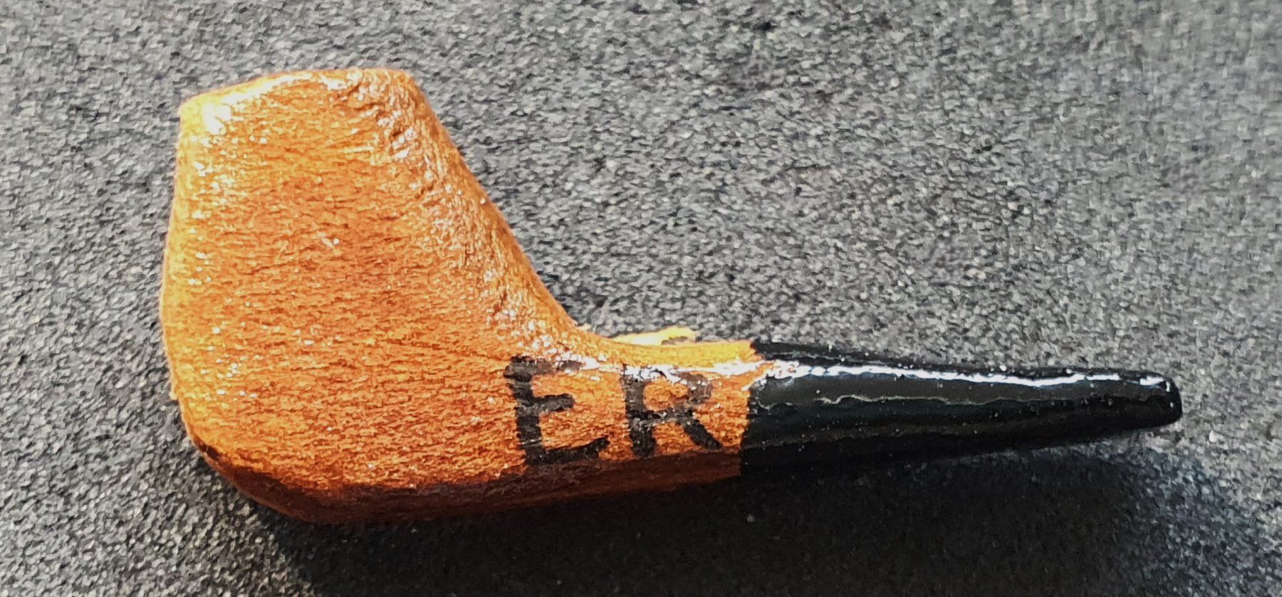 Pipes & Accessoires: W357 - Pin ER Holz Tabak Pfeife Tabakpfeife – D'occasion à Reinach BL par Boston-Verkauf