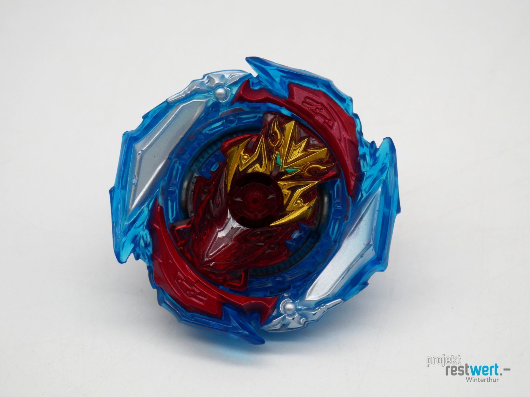 Hasbro Giocattoli: HASBRO Beyblade Infinite Achilles A6 – Usato da Winterthur venduto da Restwert_Winterthur