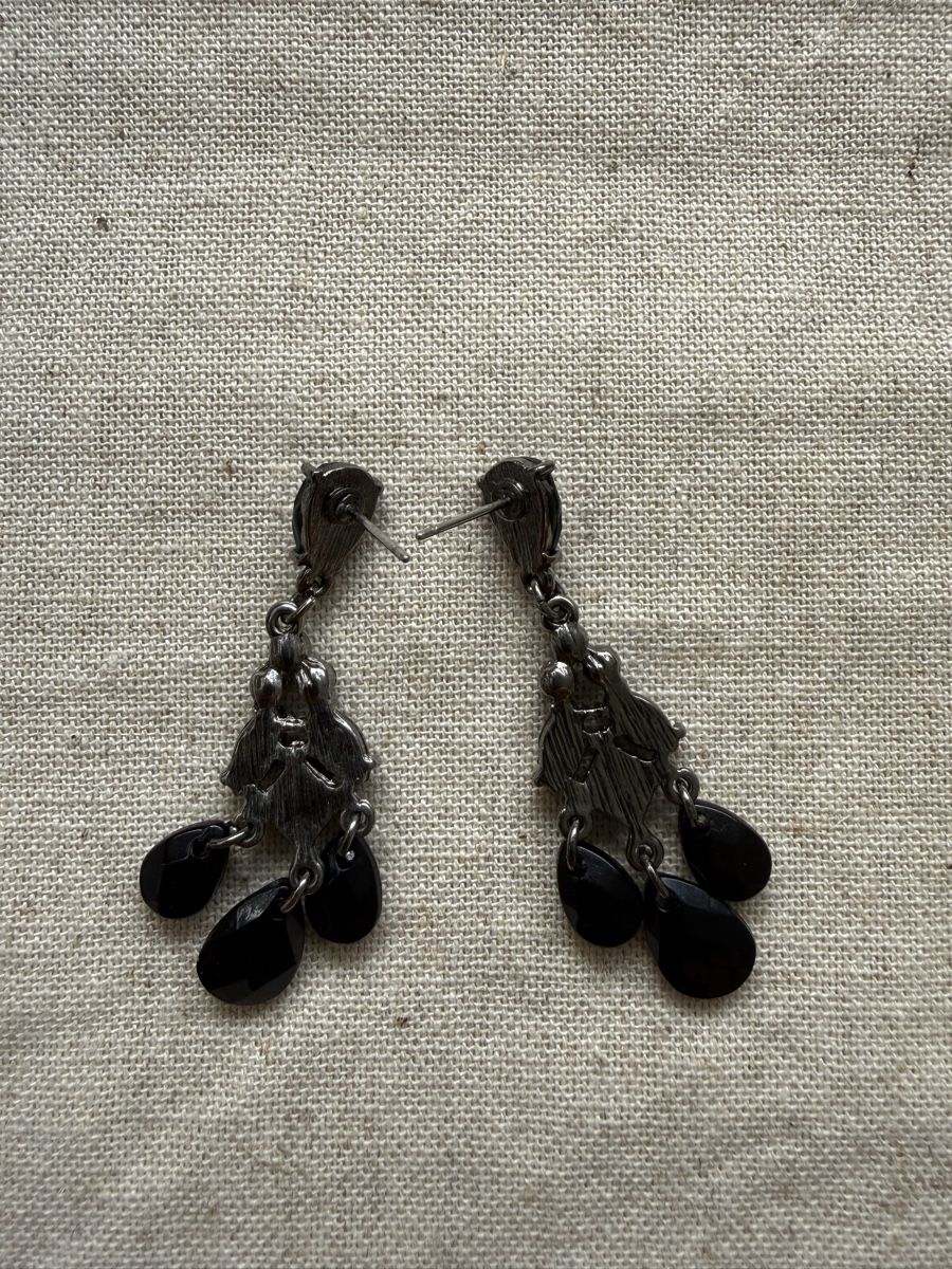 Ohrringe & -stecker: Ohrringe lang schwarz Stecker – Gebraucht aus Allenwinden von Thebadboy 1