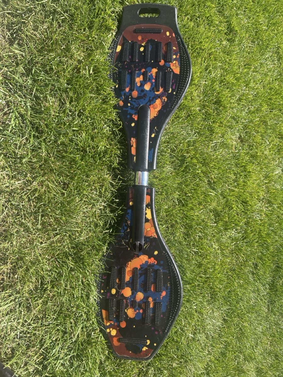 Skateboards: Waveboard schwarz guter Zustand – Usato da Rümlang venduto da anu_ftt8