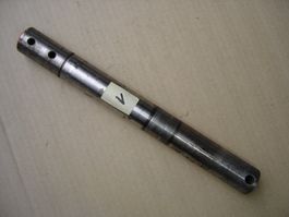 Achse aussen 487 742 von Kreiselheuer Fella TH370