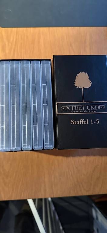 Tutti i DVDs: DVD Six Feet Under – Usato da Udligenswil venduto da Dani3181 2