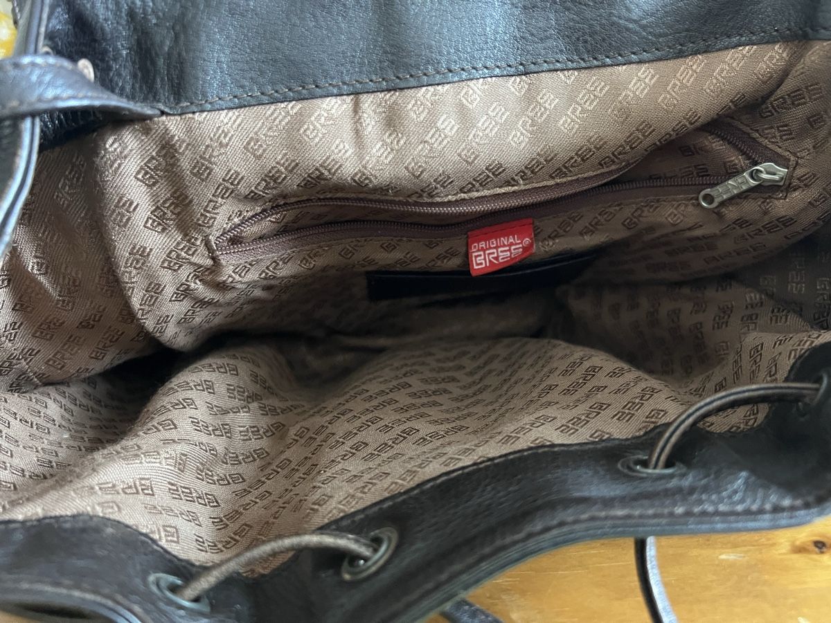 Bree Zaini: Bree Leder Rucksack, dunkelbraun, gut erhalten – Usato da Unterterzen venduto da syllalex 4