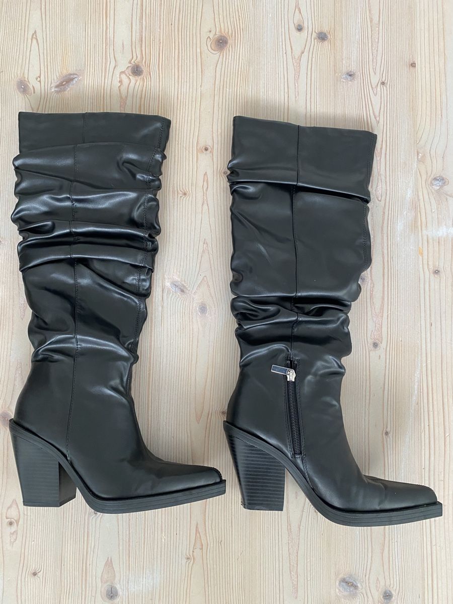 Bershka Scarpe da donna: Bottes noires Bershka, taille 35  – Nuovo (secondo la descrizione) da Delémont venduto da noe_2dvd 1