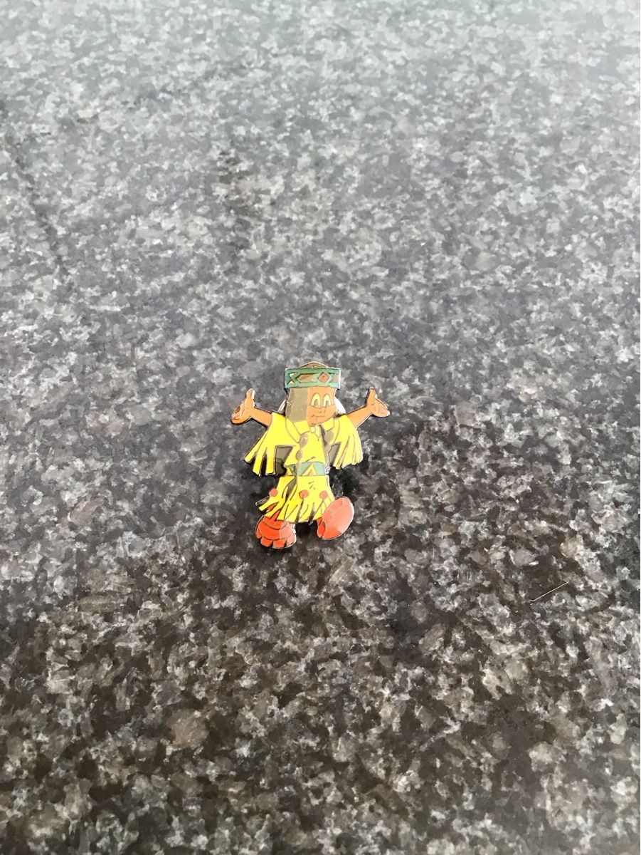 Placchette & Badge: Pin Yakari – Usato da Nyon venduto da Mundeis