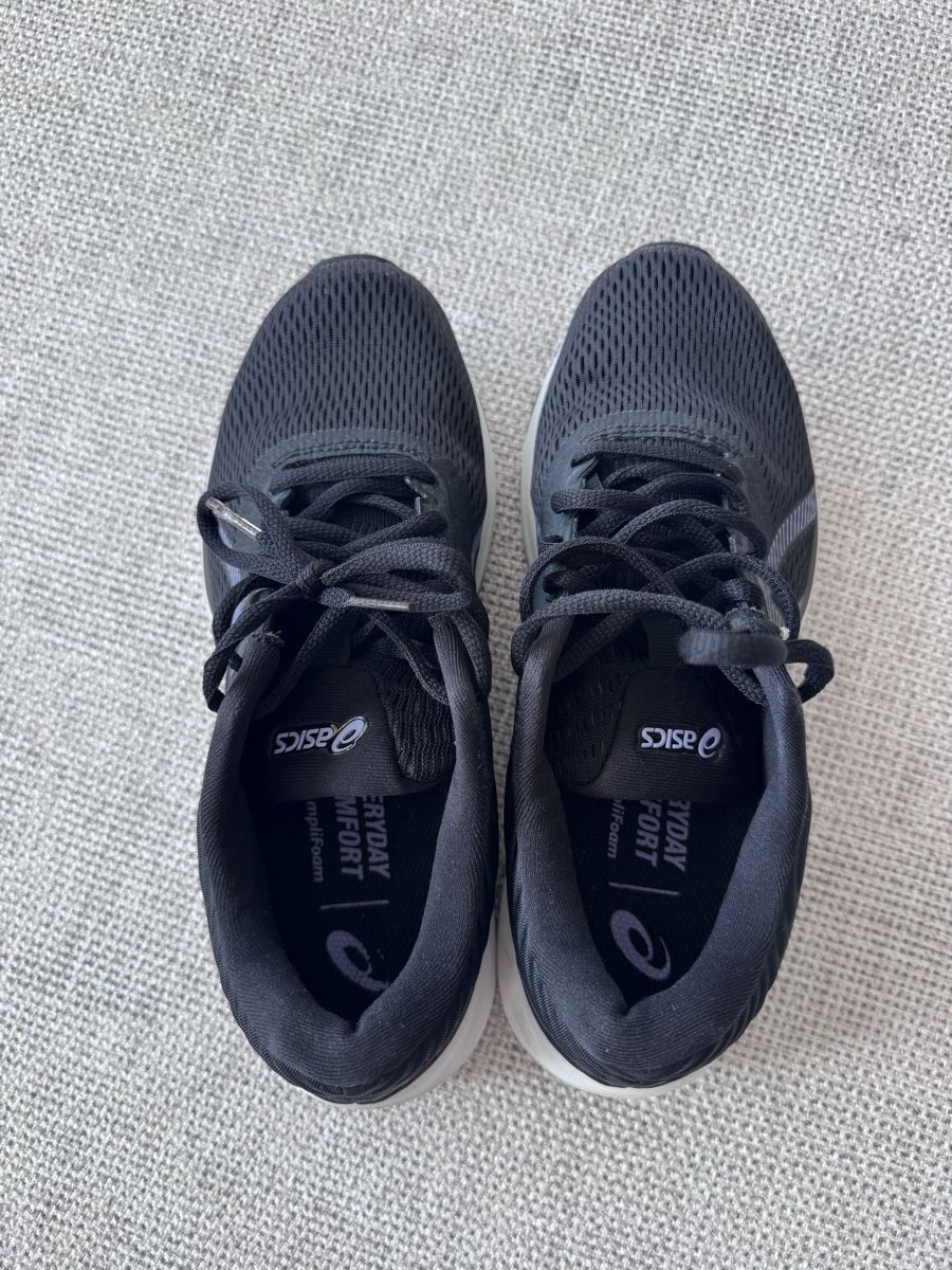 Asics Scarpe da donna: Sneakers ASICS – Usato da Zürich venduto da agi_j875 4