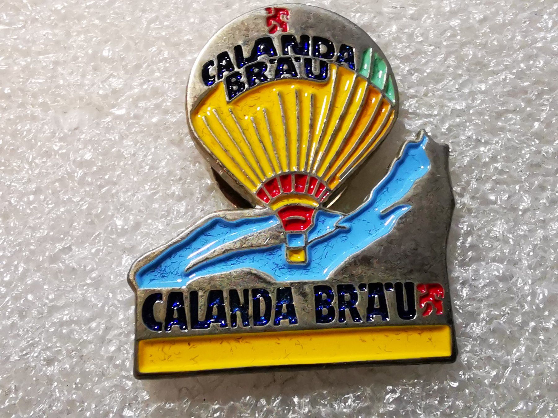 Placchette & Badge: Ansteckpin 34: Luftballon Calanda – Usato da Oppligen venduto da Pin-Fall-Shop