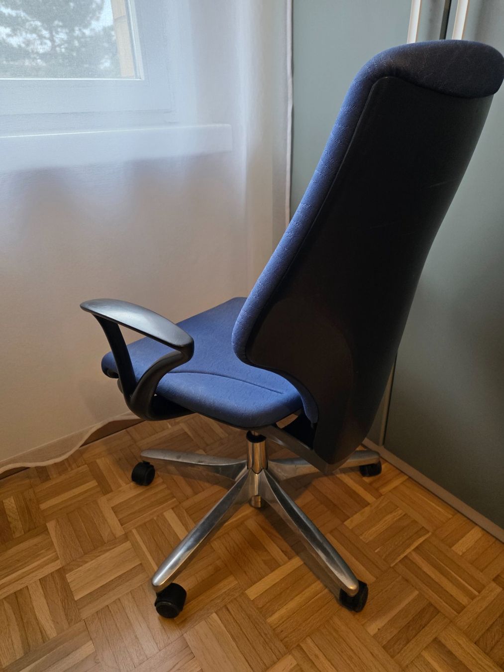 Giroflex Sedie: Giroflex G64 mit Fixarmlehnen - Blau – Usato da Möhlin venduto da gjuajtes 2