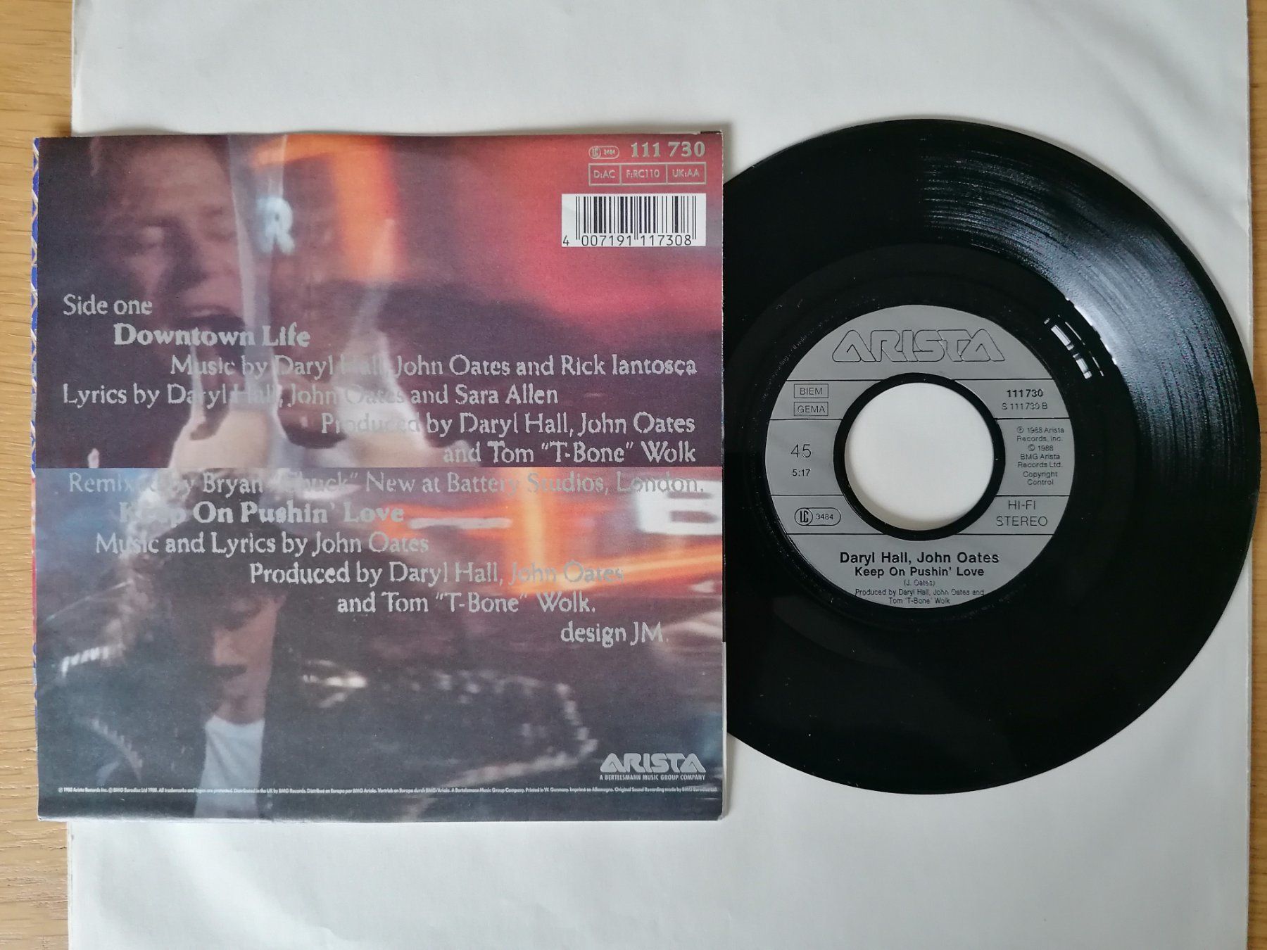 Dischi in vinile: Daryl Hall & John Oates - Downtown Life Single Vinyl – Usato da Beinwil am See venduto da Funkthesizer 1