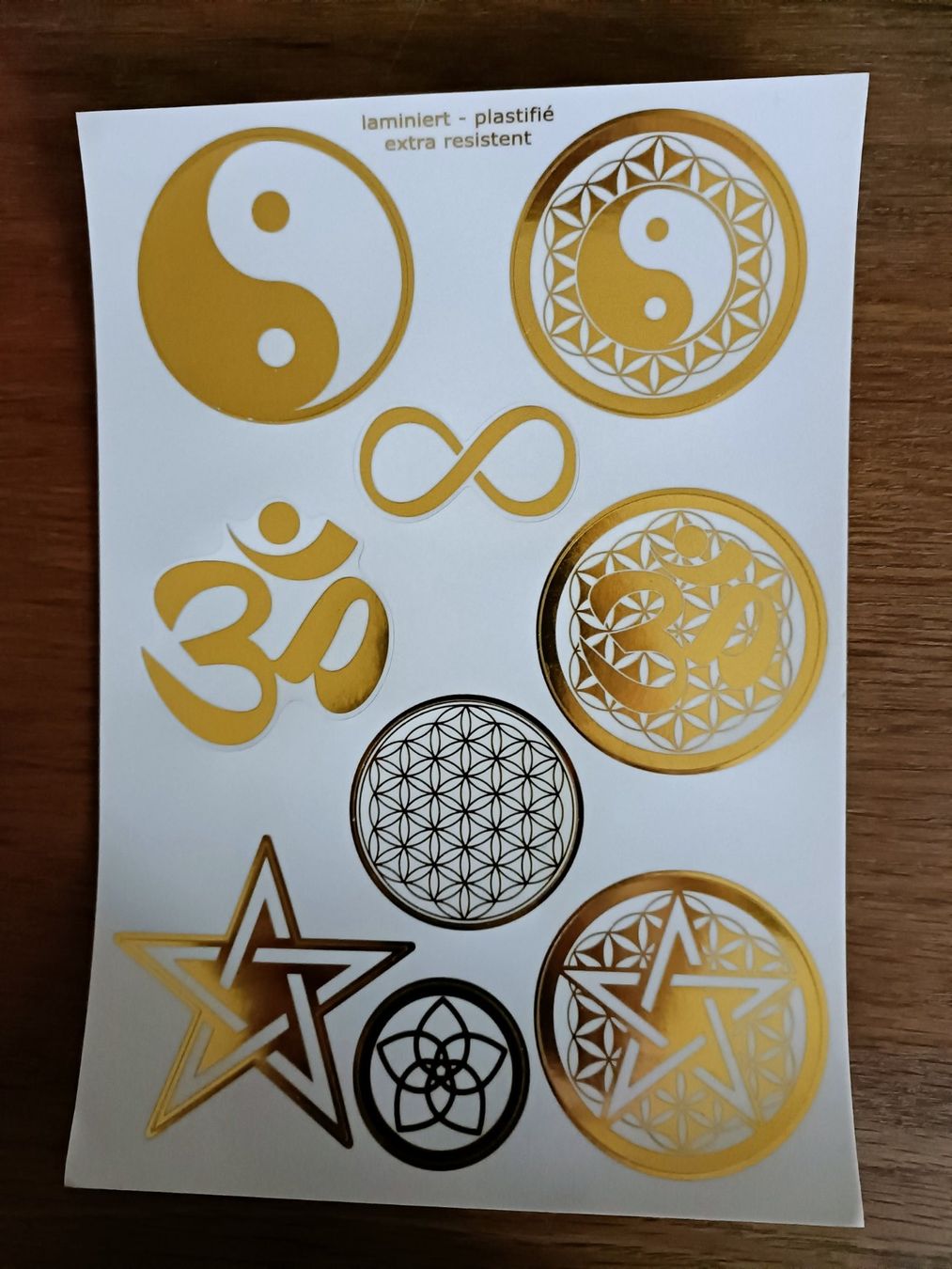Aufkleber: Stickerbogen goldfarben – Neu (gemäss Beschreibung) aus Emmenbrücke von Levira8