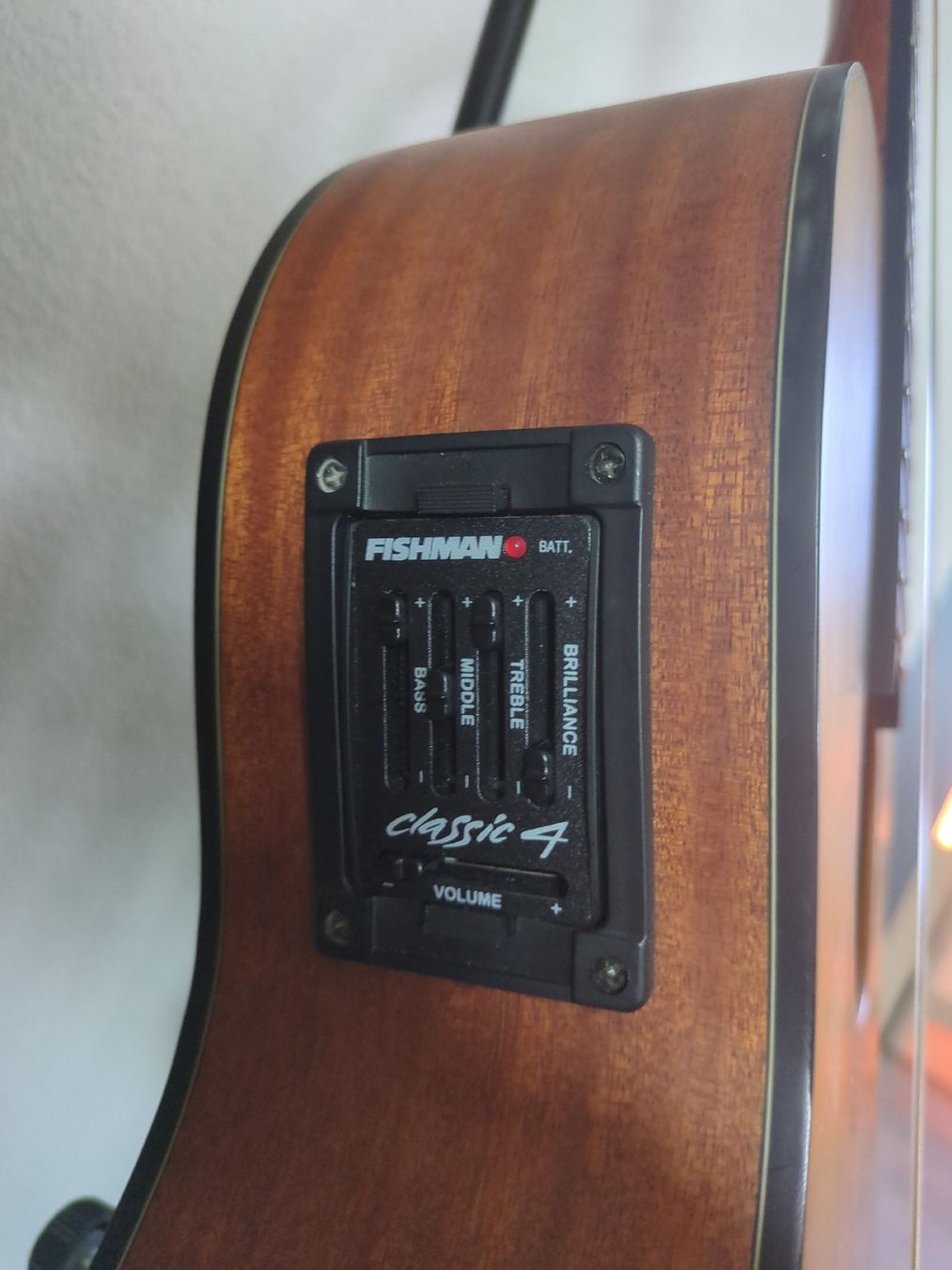 Instruments de musique: Klassische Gitarre mit Tonabnehmersystem – D'occasion à Küttigen par scal.a76 5