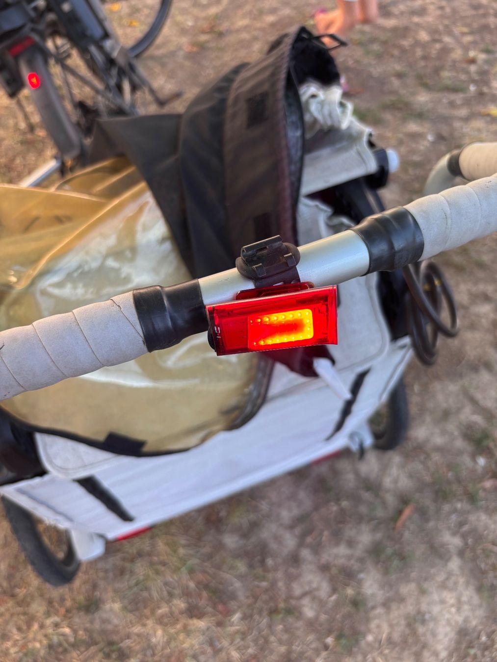 Leggero Anhänger: Leggero Vento R – Gebraucht aus Bern von anna.m.storni 2