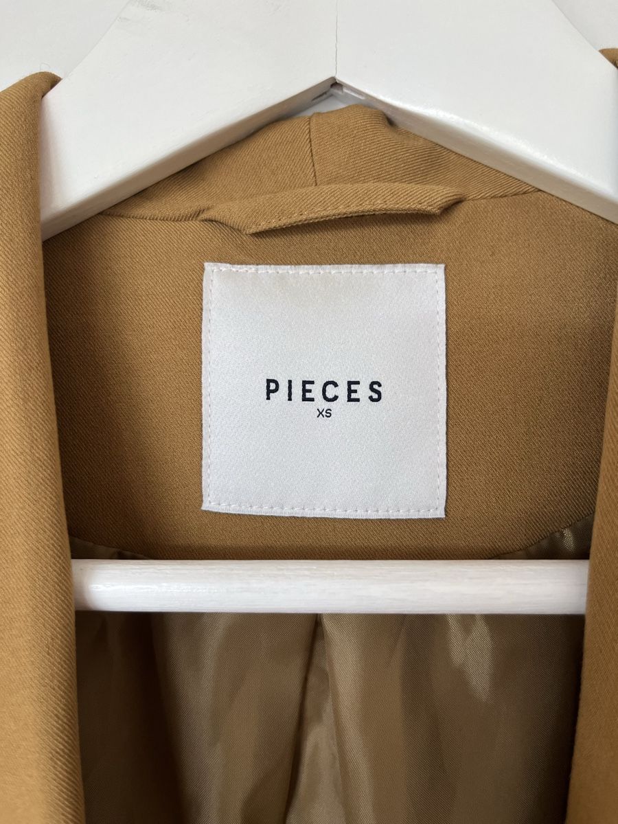 Pieces Giacche: Blazer Pieces Grösse XS – Usato da Frauenfeld venduto da heyLani 2