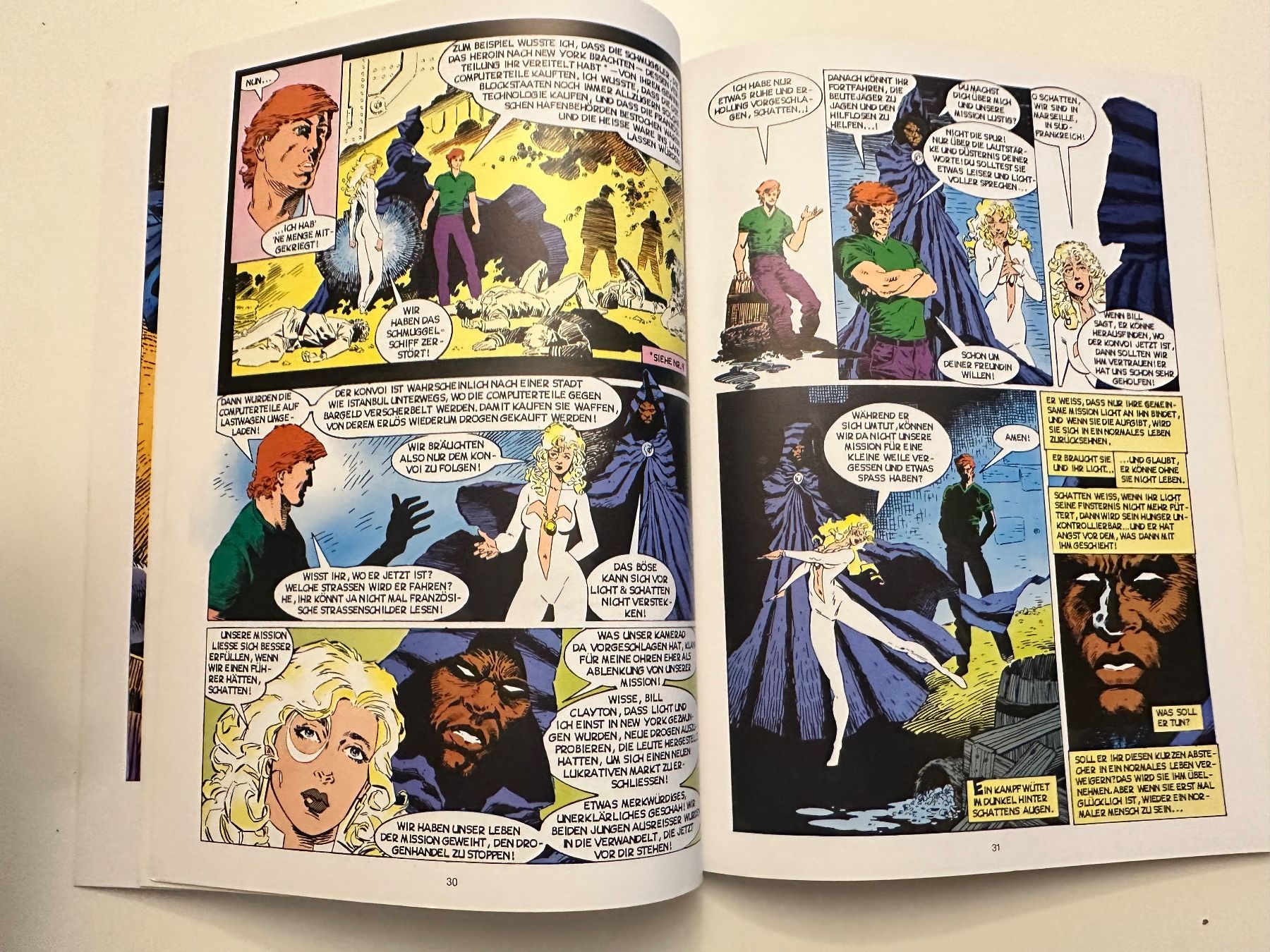 Comics: MARVEL NR. 10 - Berühmte Kult-Comics - LICHT & SCHATTEN – Gebraucht aus Münsingen von Ganjam 5