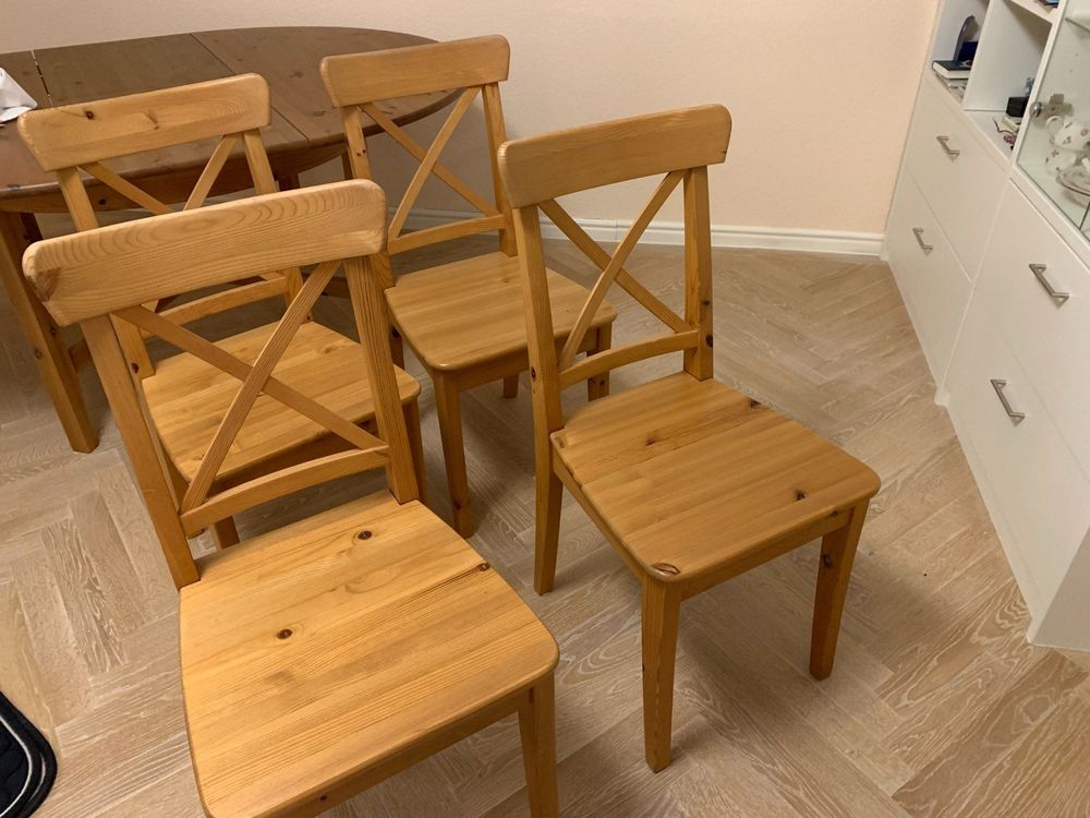 4 Holzstühle, gebraucht Kaufen auf Ricardo