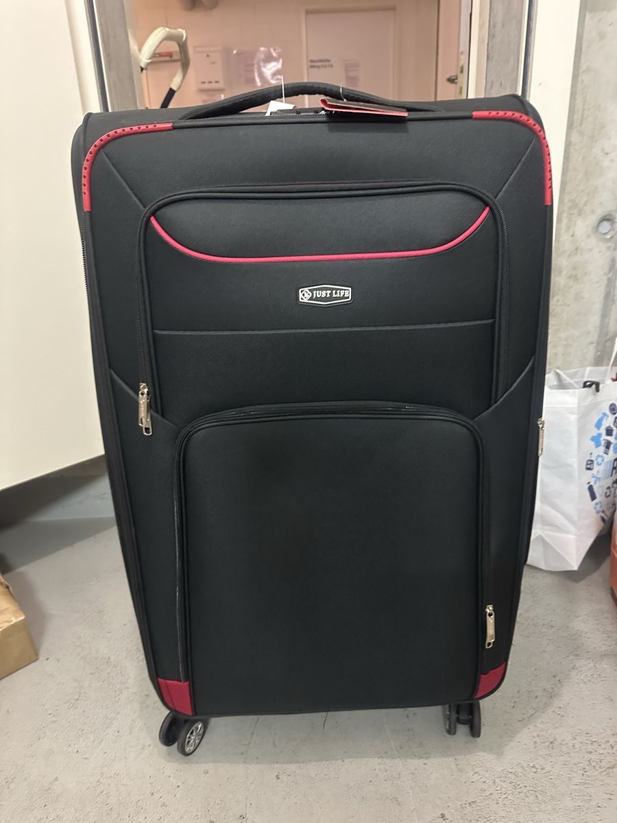 Valises de voyage: Koffer – Neuf avec emballage d'origine à Olten par ayf_nyd2