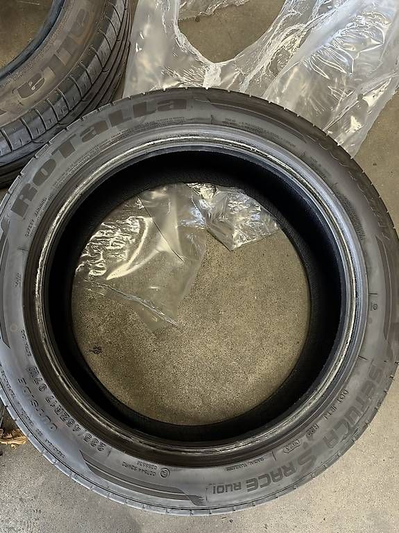 Pneus & Kompletträder: 235 45 R17 4 Stück – Gebraucht aus Flums von Simplythebest00