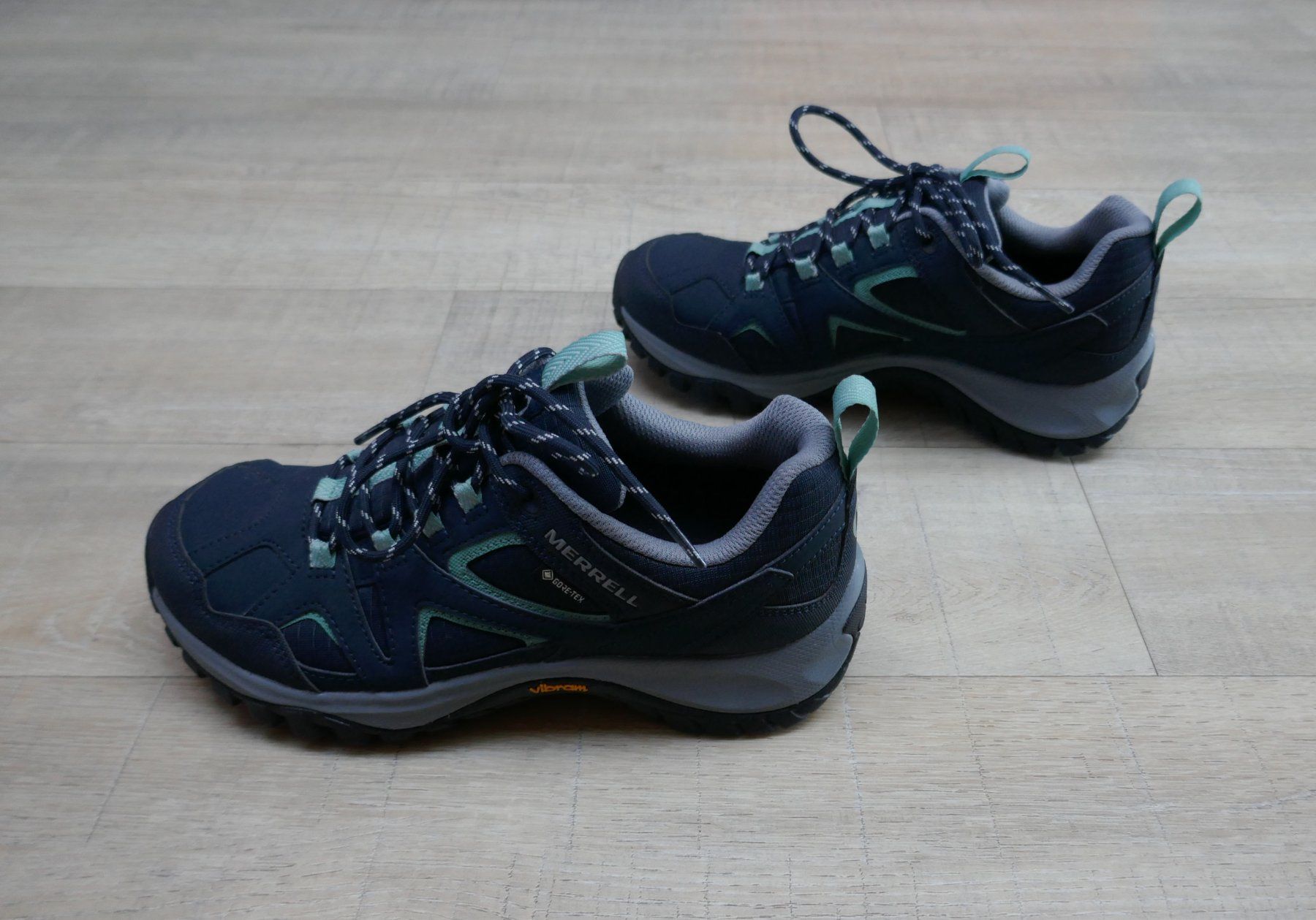 Merrell Scarpe da donna: Merrell Trekking-Schuh, Gr. 39, neuwertig – Nuovo (secondo la descrizione) da Port venduto da uzuku 1
