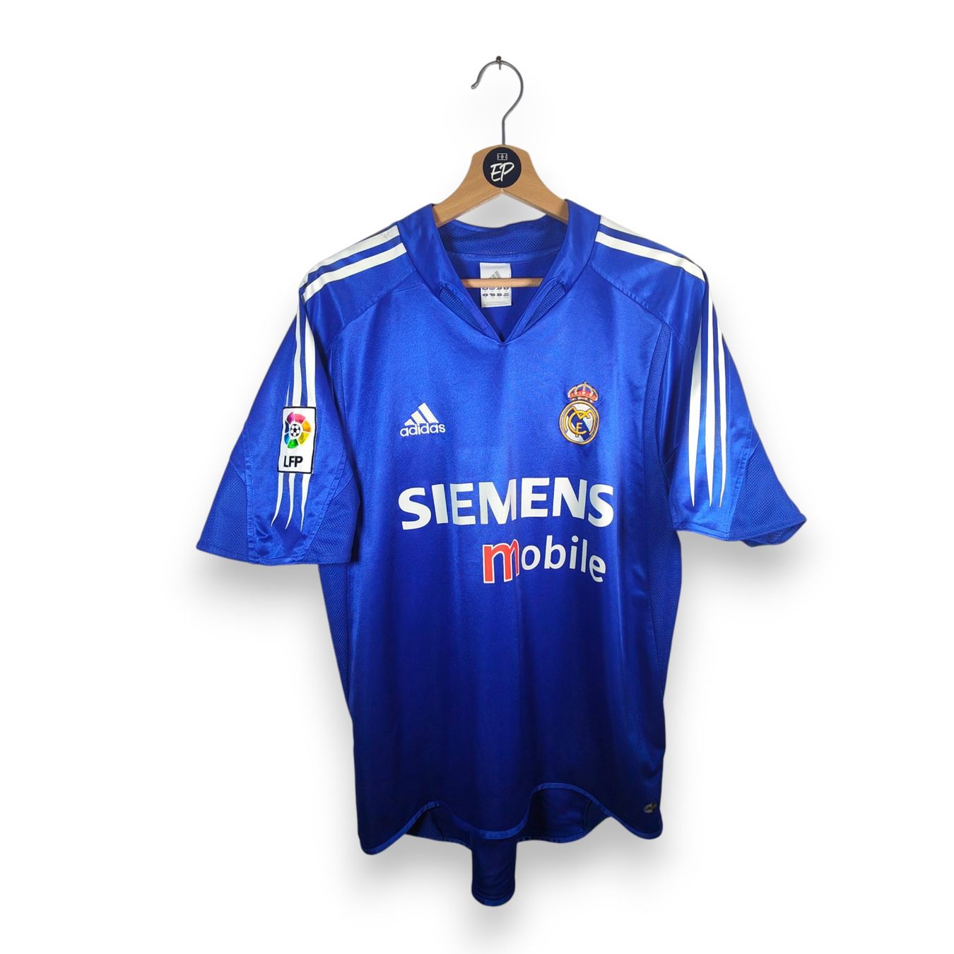 Real Madrid Canottiere & Pantaloni: Original 2004-05 Real Madrid Third Trikot Zidane – Usato da Martigny venduto da eternalpitch 1