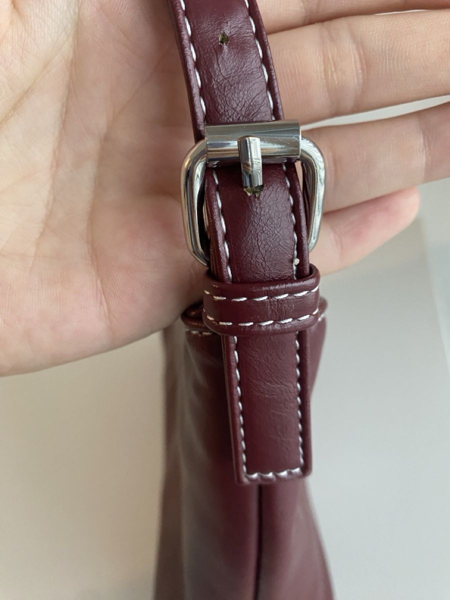Pull&Bear Borse da donna: Pull and Bear red bag – Usato da Rorschach venduto da vil_yt9d 2