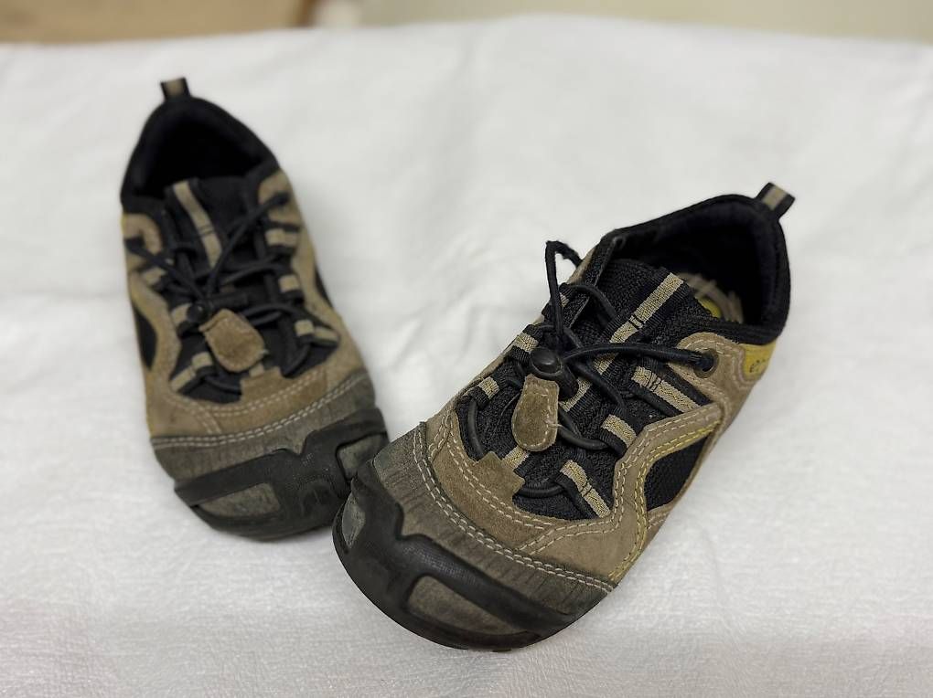 Ecco Scarpe per ragazzi: Ecco Kinder Trekkingschuhe Wanderschuh Gr.28 – Usato da Staefa venduto da mic_2yqj 1
