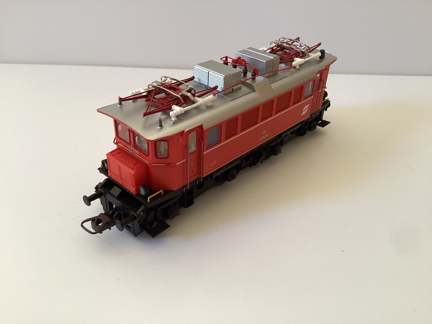 Lima Modellini di ferrovie: Lima 208058 ÖBB 1245.08 H0 1:87 – Usato da Effretikon venduto da simtek_de