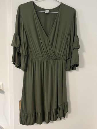 Sommerkleid Damen Zara Grösse M khaki Rüschen Ärmel